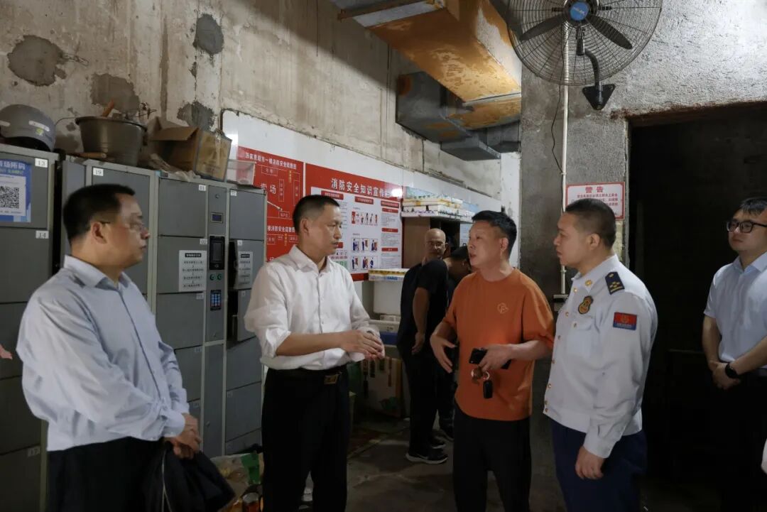 蒋炳炎带队督导检查消防安全工作