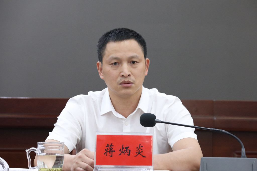 南岳:念好"12字经"抓好旅游组织管理各项工作